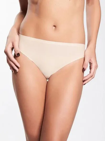 Бесшовные трусы танга Chantelle Soft stretch 2649 на 44-50 размер - 0WU телесный