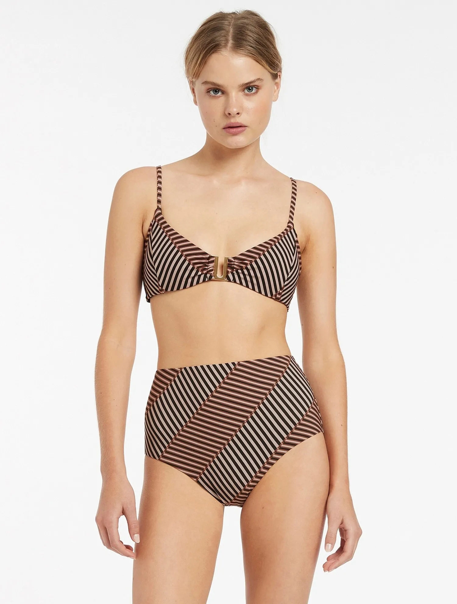 Топ-бралет Jets Raya J40356 9 600 руб - купить в шоуруме, магазине, доставка с примеркой по России, Москве