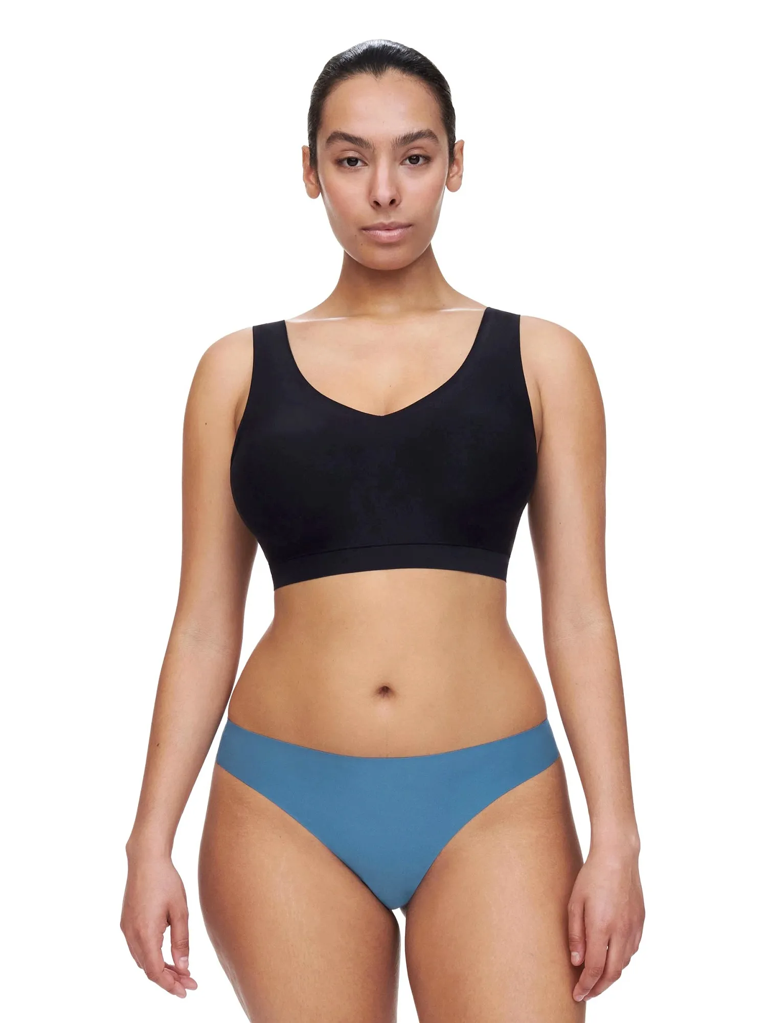 Бесшовные трусы танга Chantelle Soft stretch 2649 на 44-50 размер - 00C #PRICE# - купить с доставкой по Москве, России, оплата при получении