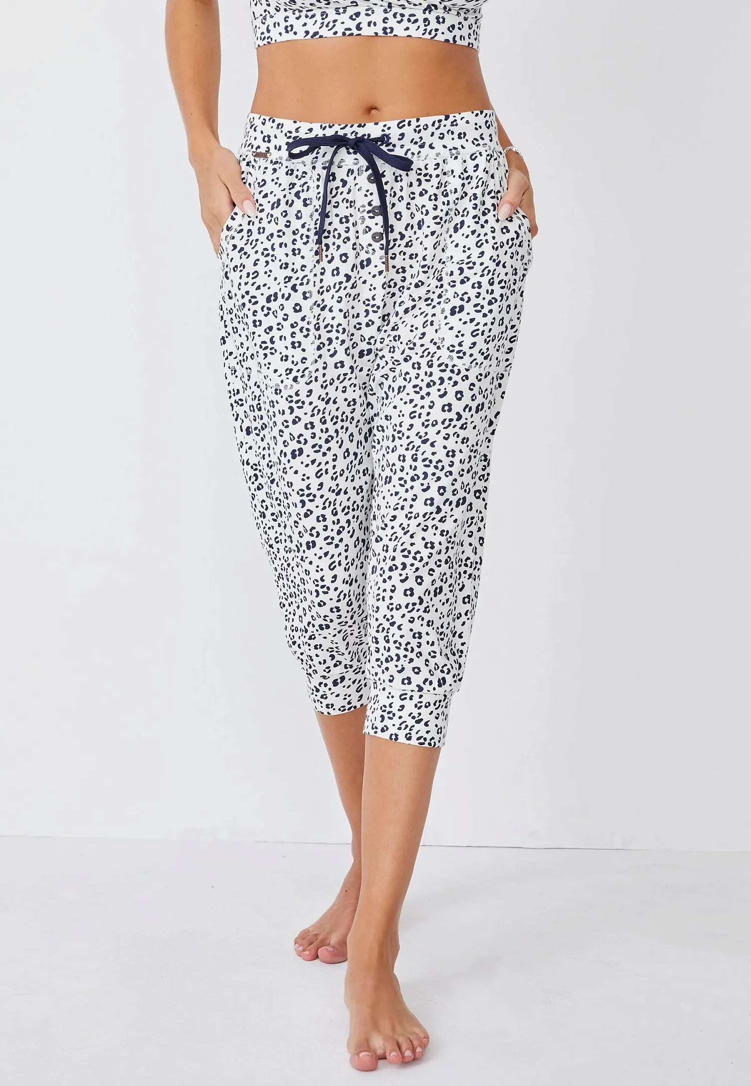 Шорты капри женские Jockey 850025 12A 5 200 руб - купить в шоуруме, магазине, доставка с примеркой по России, Москве