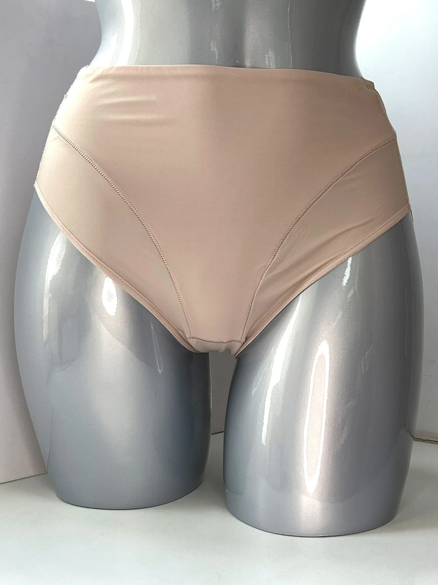 Утягивающие трусы Janira Greta Shape 31868 - dune 3 250 руб - купить в шоуруме, магазине, доставка с примеркой по России, Москве