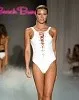 Beach Bunny Rib Tide купальник белый